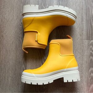 Merry People Tully Yellow Gum Rain Boots Size EU 39 / US 8